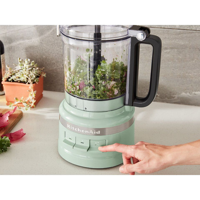 Efficient and Powerful Chopping with the KitchenAid 2.1L Food Processor