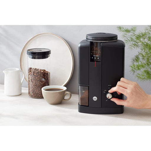 Wilfa Svart Aroma Precision Coffee Grinder (Black) + Hario Drip Kettle Air - The Kitchen Mixer
